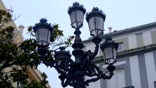 Vintage-street-lamps-on-the-streets-of-Spanish-cities