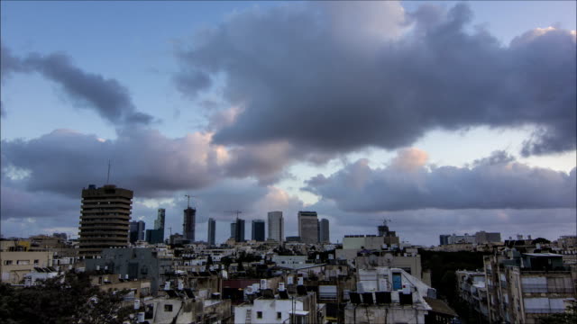 Tel-Aviv,-lapso-de-tiempo-del-atardecer-de-horizonte-de-la-ciudad