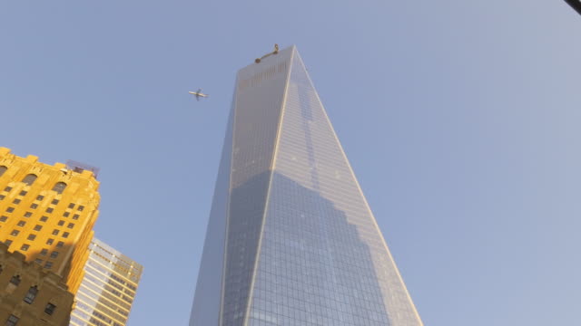new-york-sunset-light-freedom-tower-top-sky-plain-flying-4k-usa