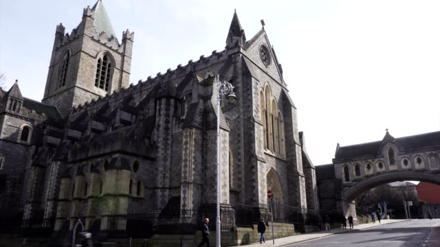 Christ-Church-Cathedral-in-Dublin,-Ireland