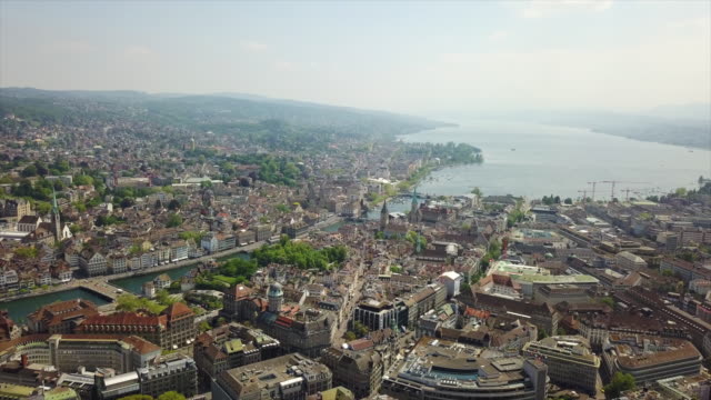 Schweiz-Zürich-See-Stadtbild-aerial-Panorama-4k