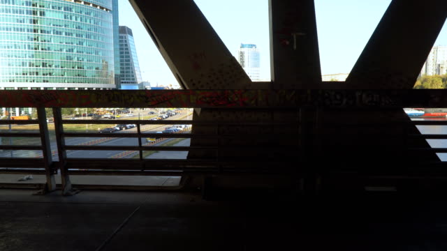 view-of-the-city-from-inside-the-spatial-structure-of-the-steel-bridge