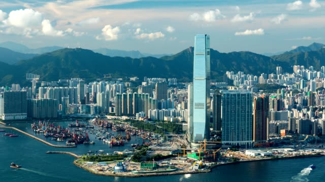Schöne-Skyline-von-West-Kowloon-in-Hong-Kong---Hyperlapse