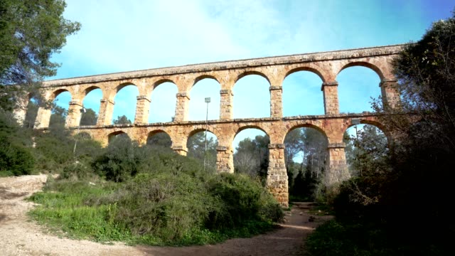 Roman-Aqueduct-Pont-del-Diable-in-Tarragona,-Spain