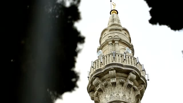 Istanbul-Altunizade-Osmanische-Moschee-Minareth-Timelapse
