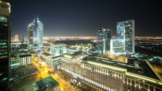 4k-time-lapse-from-the-roof-on-night-trffic-dubai-city