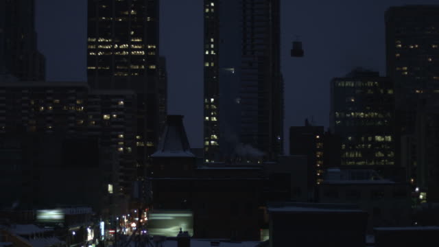 toronto-night-view-of-downtown