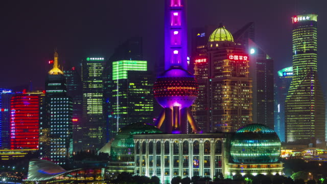 Nachtlicht-shanghai-berühmte-Gebäude-Ansicht-4k-Zeitraffer-vom-Dach