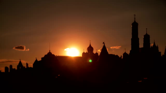 Kremlin-sunset-timelapse