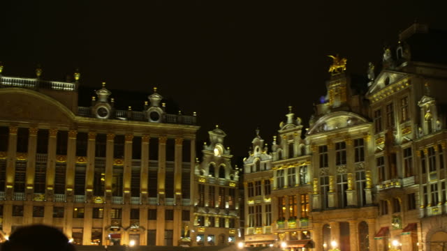 Vistas-nocturnas-de-Bruselas-Bélgica-de-la-ciudad