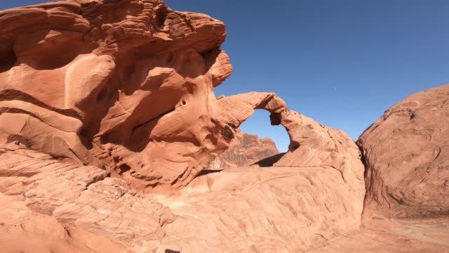 Nevada's-Arch-Rock
