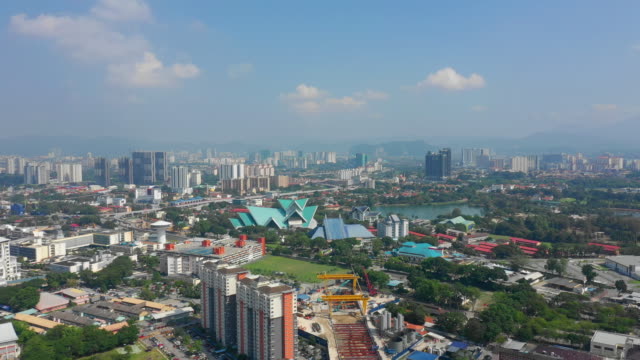 Sonnliche-Tag-Kuala-Lumpur-Innenstadt-berühmten-Park-Luft-Panorama-4k-malaysia