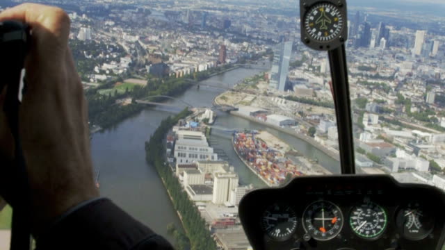 Skyline-of-Frankfurt-from-Helicopter-with-cockpit