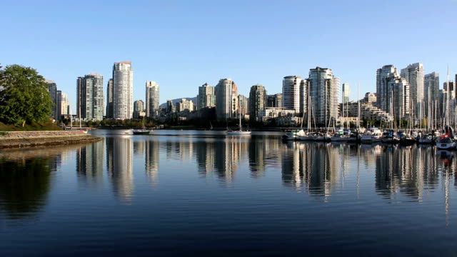 Am-frühen-Morgen-Vancouver-Reflexion
