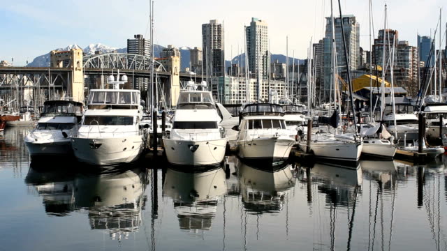 Yacht-Reflections,-False-Creek,-Vancouver
