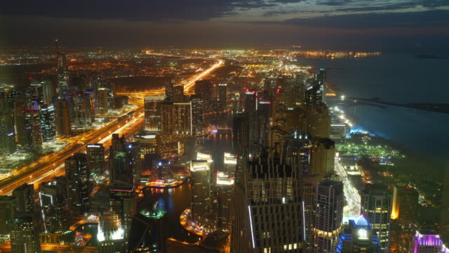 night-light-roads-time-lapse-from-dubai-city