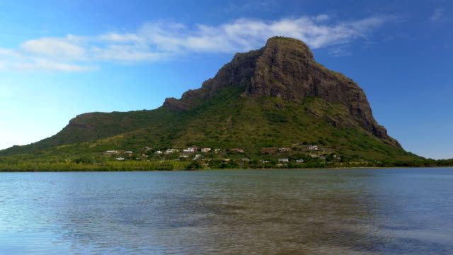 Waterside-view-of-Le-Morne-Brabant,-Mauritius