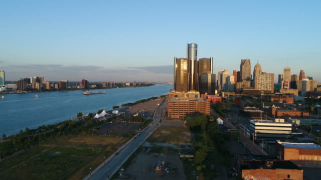 Vista-aérea-del-skyline-de-Detroit