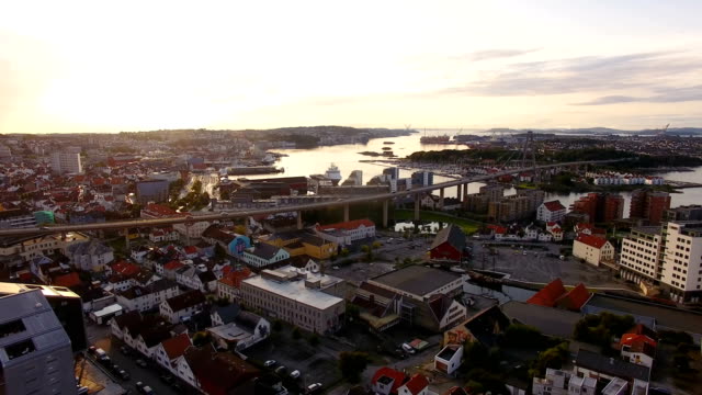 Antena:-Puente-de-Stavanger,-Noruega