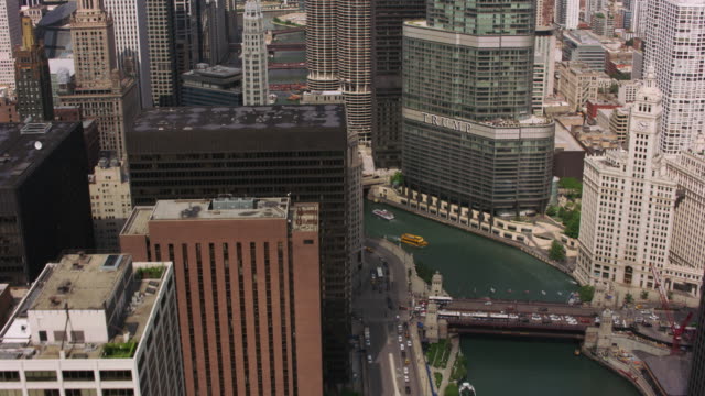 Daytime-aerial-shot-of-downtown-Chicago-and-Chicago-River.