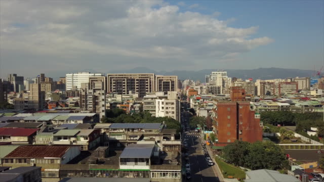 Taiwan-sonnigen-Tag-Taipei-Stadtbild-aerial-Panorama-4k