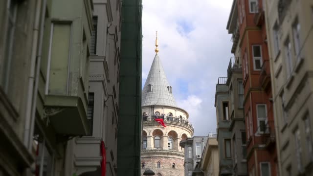 Galata-Tower,-Istanbul,-Turkey