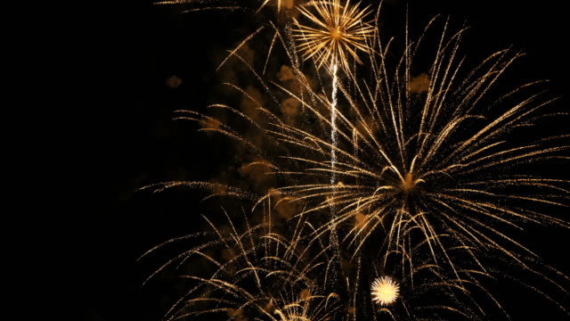 Footage-New-Year-celebration-fireworks