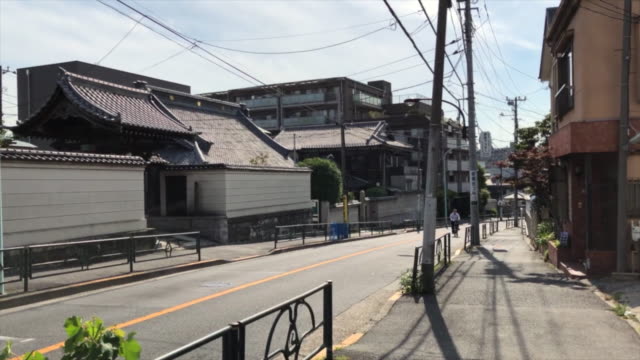 Calle-barrio-Yanaka-en-Tokio