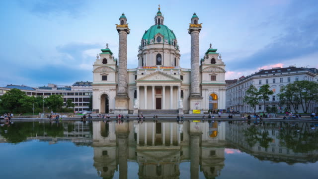 Vienna-city,-Austria-day-to-night-timelapse-of-Karlskiche-Church-in-Vienna,-time-lapse-4K