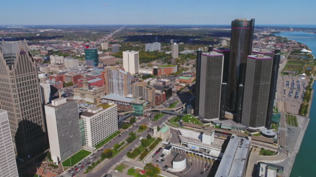 Centro-de-Detroit-Michigan-Renacimiento-vista-aérea-de-Cityscape-USA
