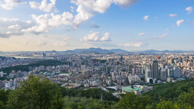 Timelapse-at-Seoul-City-Skyline,-South-Korea