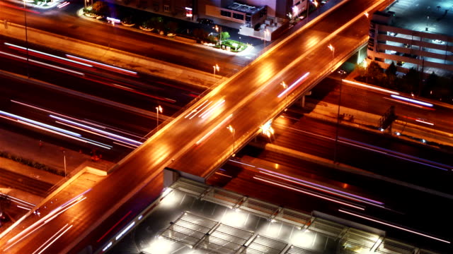 traffic-at-night,-time-lapse