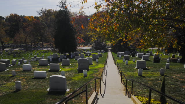 Arlington-Friedhof-während-des-Herbstes