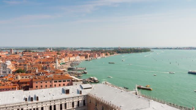 Italien-Tag-Venedig-berühmtesten-Campanile-Blick-Punkt-Bucht-Stadtpanorama-4k-Zeitraffer