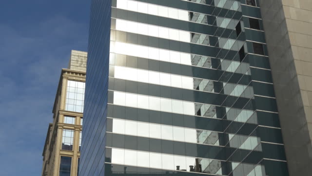 China-Tag-Zeit-Macau-Stadt-Innenstadt-Bürogebäude-vorne-Sonne-Licht-Panorama-4k