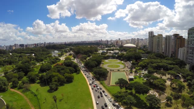 Vista-aérea-de-23-de-Maio-Avenue-en-Sao-Paulo,-Brasil
