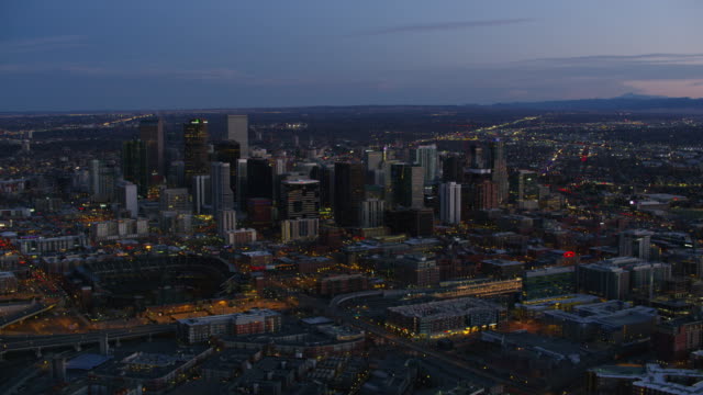 Aerial-view-of-downtown-Denver-at-night