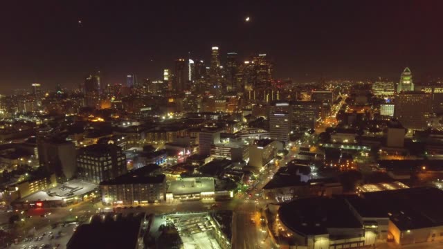 Schöne-Luftaufnahme-von-Los-Angeles,-CA-am-Abend