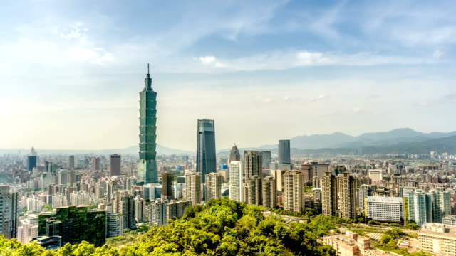 Taipei-101-cityscape-time-lapse-in-Taiwan.