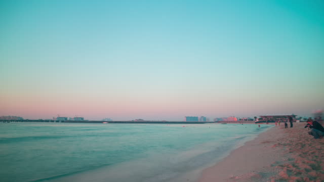 sunset-view-on-palm-in-dubai-time-lapse