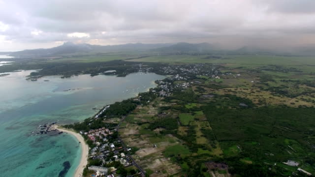 Aerial-view-of-coast-line-of-Mauritius-Island