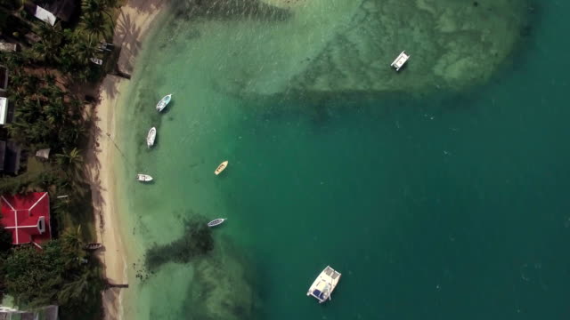 Luftaufnahme-von-Mauritius-und-Indischer-Ozean