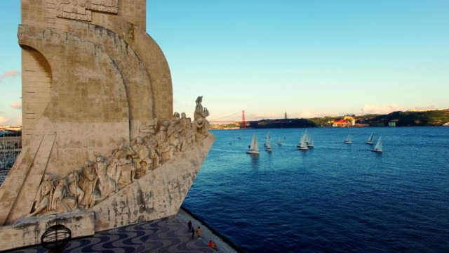Monumento-a-la-descubrimientos-de-Lisboa-antena
