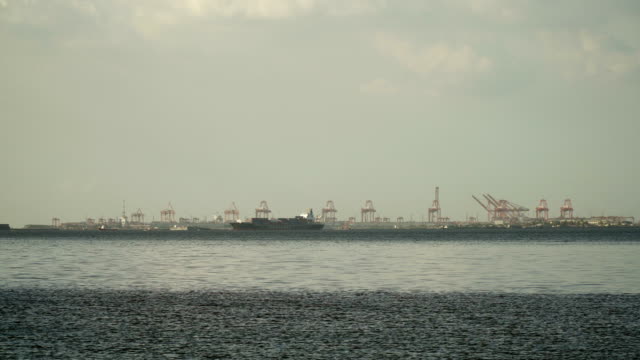 Cargo-ship-sails-on-the-sea.-Philippines,-Manila