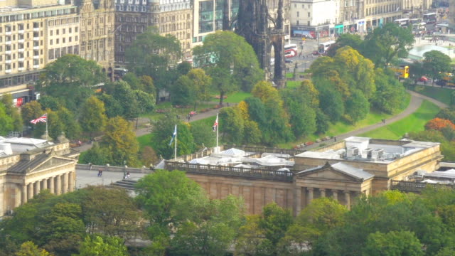Blick-auf-Edinburgh-Stadt-von-oben