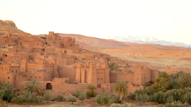 Old-castle-Kasbah-Ait-Ben-Haddou-sunset--timelapse