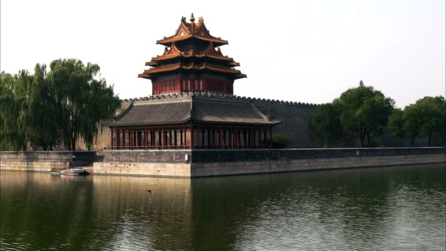 Blick-auf-ein-Eckturm-in-Peking-die-Verbotene-Stadt