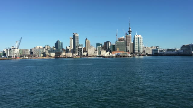 Auckland-city-skyline-Waitemata-harbour-New-Zealand