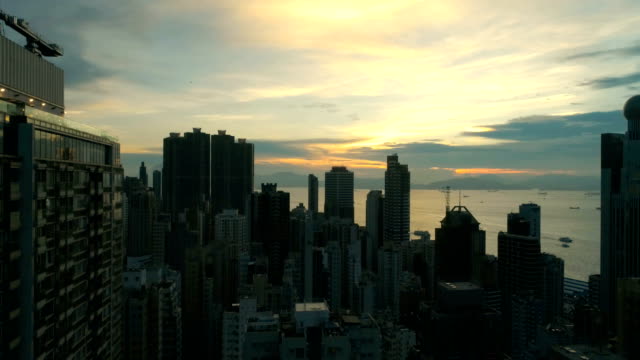 Stadt.-Hong-Kong-Skyline-Wolkenkratzer.-Luftbild
