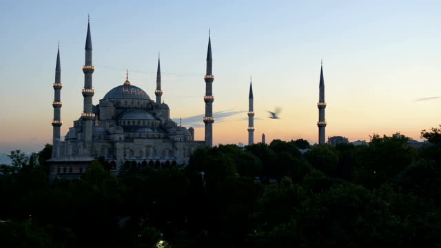Blaue-Moschee-bei-Sonnenuntergang